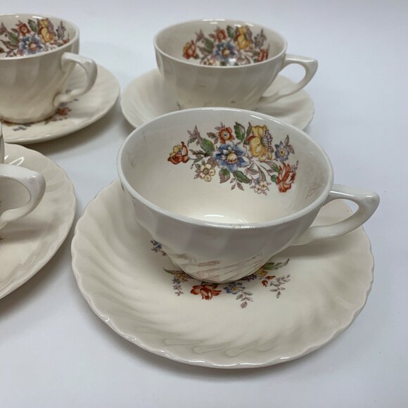 Vintage Clifton by Royal Cups and Saucers Ivory Floral Swirl Rim Lot of 8 - Picture 3 of 8